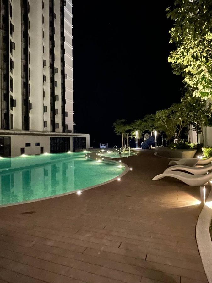 Cityview Studio Apartment At Kota Kinabalu City Centre Exterior photo