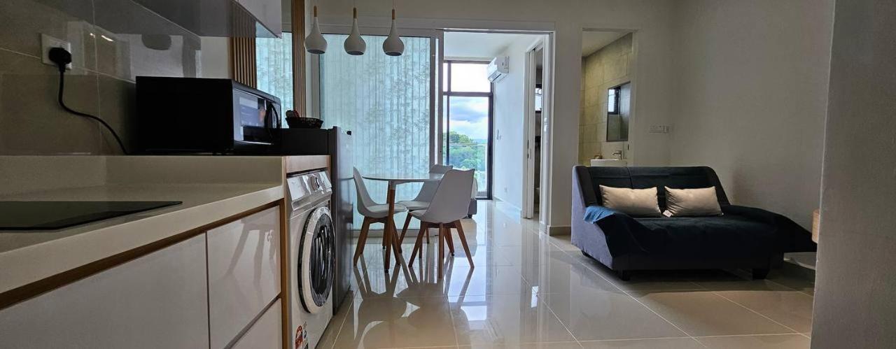 Cityview Studio Apartment At Kota Kinabalu City Centre Exterior photo